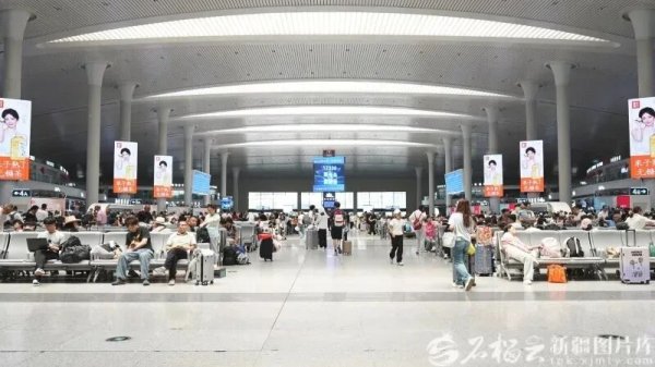 聚富人 新疆多趟列车旅时将大幅压缩！9月6日起调整！